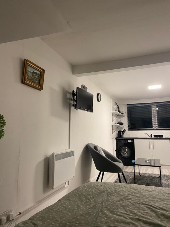 Studio Flat Apartment Largs Bagian luar foto